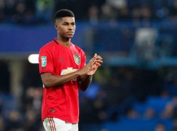 Manchester United held to a 2-2 draw by determined Spurs